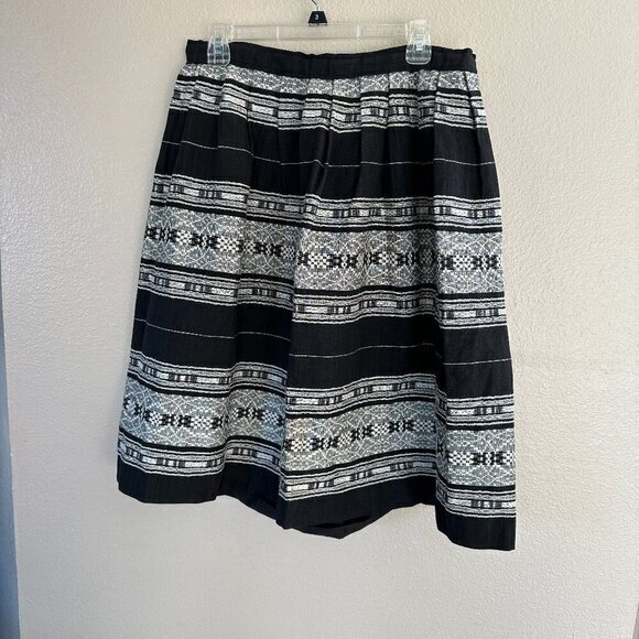 Vintage Black and White Patterned‎ Skirt - Picture 1 of 7